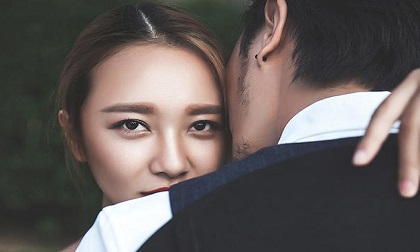 Cưới lâu năm sợ chồng chán mình, vợ khôn làm ngay 7 điều đơn giản này