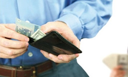 Sốc với món quà 8/3 của người chồng vô tâm