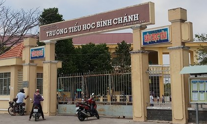 Vụ cô giáo quỳ gối: Hiệu trưởng xin nhận khuyết điểm