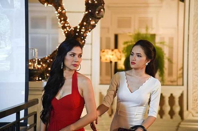 it ai biet thoi chua la hoa hau, huong giang idol duoc chon dong phim vi dep giong viet trinh - 1