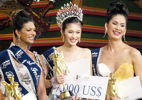 do nhan sac huong giang idol voi 12 cuu hoa hau chuyen gioi quoc te hinh anh 1