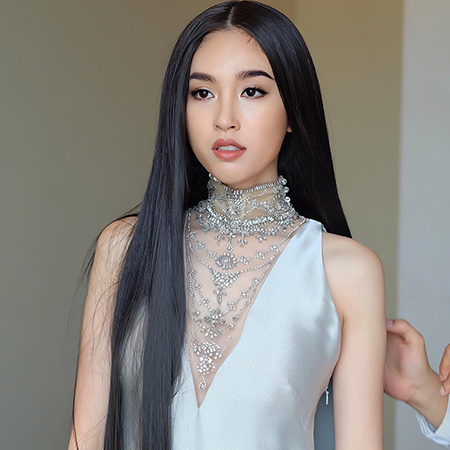 do nhan sac huong giang idol voi 12 cuu hoa hau chuyen gioi quoc te hinh anh 2