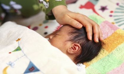 3 nguyên nhân chính khiến trẻ hay khóc đêm và cách khắc phục
