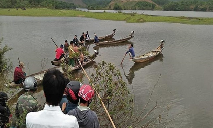 Tìm thấy thi thể bé gái 11 tuổi mất tích khi chăn trâu