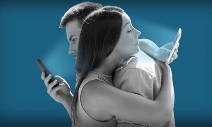 Khoa học chứng minh dùng nhiều smartphone khiến não lười hoạt động