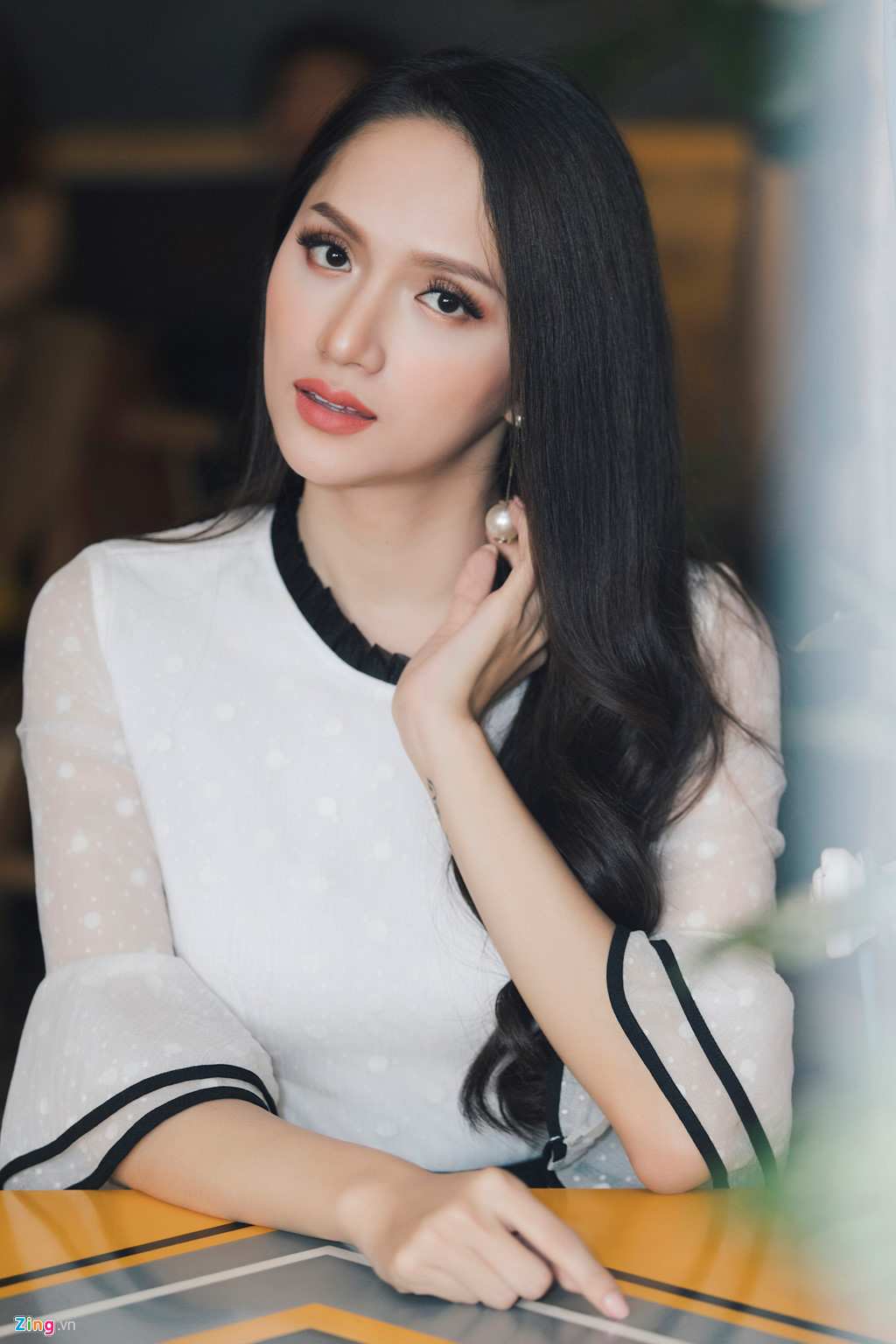 Tân HH Chuyển giới Hương Giang Idol: Tôi không biết ai là đại gia hình ảnh 5 tan hh chuyen gioi huong giang idol: toi khong biet ai la dai gia hinh anh 5