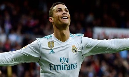 Ronaldo: 'Chẳng ai có thể làm CR7, chẳng ai sánh được với tôi'