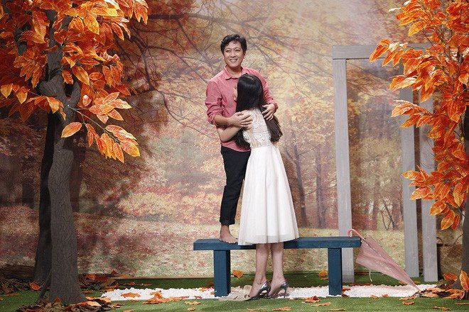 ho ngoc ha the hien thai do the nay khi nam em “doi gao nuoc lanh” hinh anh 1