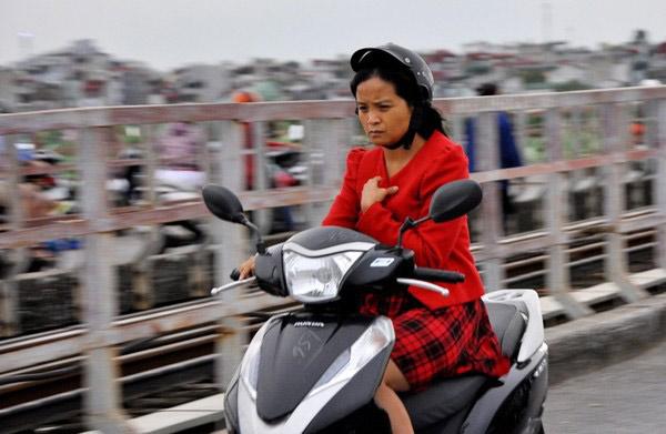 tin moi thoi tiet 22/3: ha noi ret ve dem va sang som, tp.hcm nang nong 35 do - 1