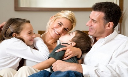 4 cách dạy con không vô tâm từ chuyên gia Harvard