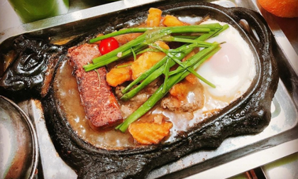 Check list 4 món bánh mì quen thuộc, ăn dễ ghiền của Việt Nam