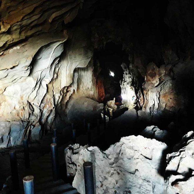 Những điểm du lịch đẹp ngỡ ngàng nhất định phải khám phá khi đến Điện Biên - 1