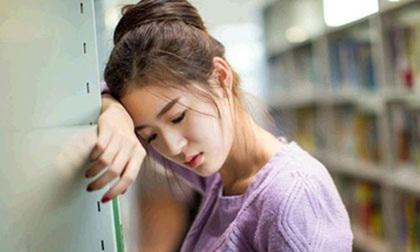 Cãi lời cha mẹ để lấy chồng nghèo, giờ đây sướng khổ cũng chẳng dám hé răng
