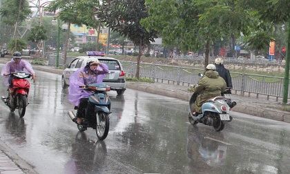 Thời tiết ngày 27/3: Bắc Bộ mưa dông, miền Đông nắng nóng
