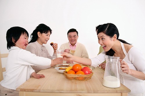 5 loai thuc pham nguy hai cho co the neu su dung vao buoi sang - 1