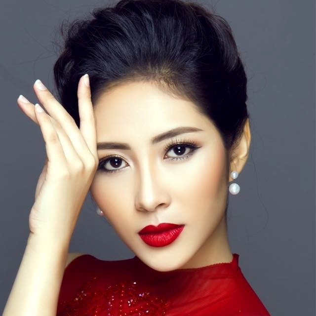Lộ tin nhắn gạ đi khách 12.000 USD và câu trả lời của HH Đại dương Đặng Thu Thảo - Ảnh 3. Lộ tin nhắn gạ đi khách 12.000 USD và câu trả lời của HH Đại dương Đặng Thu Thảo - Ảnh 3.