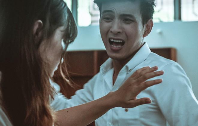 tu chuyen nguoi vo bi chong cu tat axit bong mat: phu nu ra di dung quay tro lai! - 2