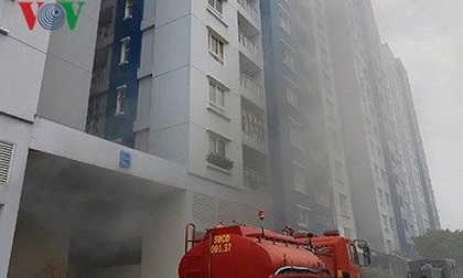 Cháy chung cư, dân chỉ biết trông mong vào sự may rủi