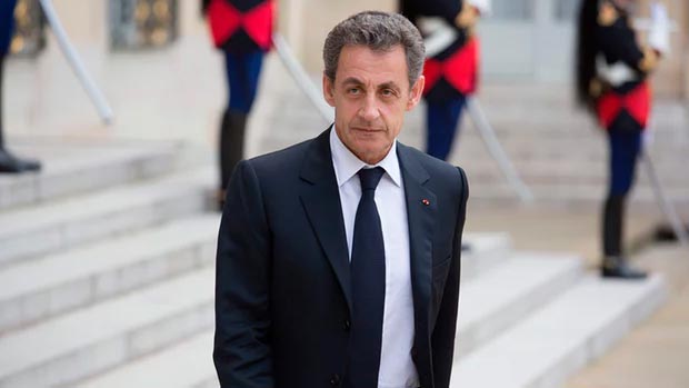 cuu tong thong sarkozy phai hau toa vi toi moi hinh anh 1