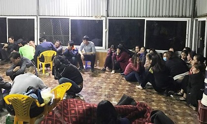 Những “ngón nghề độc” của dân cờ bạc đất Cảng