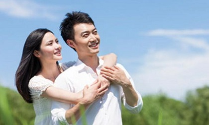 Nếu chồng bắt đầu có biểu hiện 'chán cơm thèm phở', vợ cần dùng ngay những 'đòn phủ đầu' này