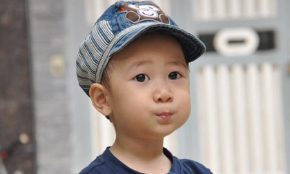 Cuộc chiến ung thư tàn khốc của cậu bé mang tên “Bão”