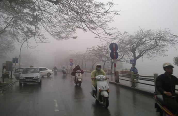 tin thoi tiet 4/4: mien bac sap chuyen mua ret, ha noi xuong thap nhat 15 do c - 1