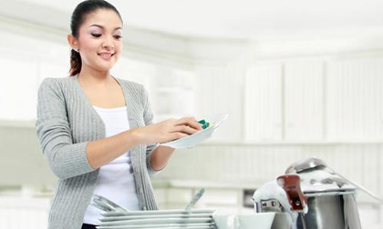 Cái bẫy ngọt ngào khiến phụ nữ trở thành người giúp việc cả đời