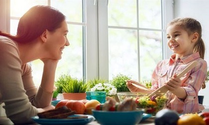 Vô vàn lợi ích khi trẻ ăn vặt đúng cách