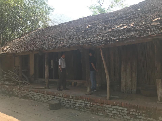 Vụ anh đập chết em trai và hàng xóm vì 2 con gà: Nghi phạm có biểu hiện tâm thần hơn 20 năm nay - Ảnh 2. Vụ anh đập chết em trai và hàng xóm vì 2 con gà: Nghi phạm có biểu hiện tâm thần hơn 20 năm nay - Ảnh 2.