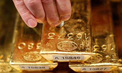 Giá vàng hôm nay 9/4: USD được đà, dìm vàng chìm sâu