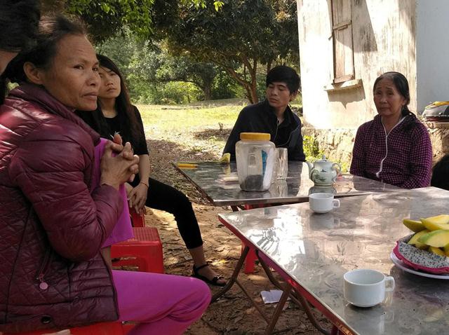 Mọi người đều đau buồn, lặng lẽ, không ai cầm nổi nước mắt trước sự ra đi đột ngột của 3 cháu