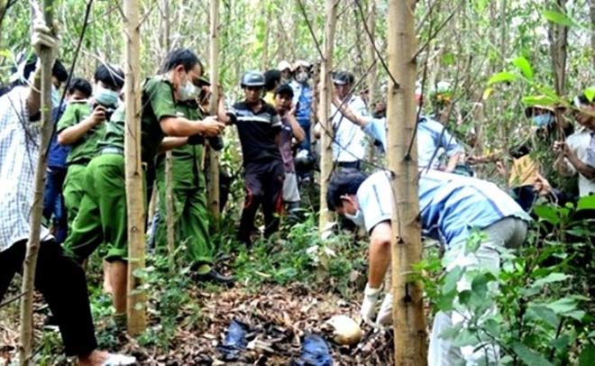 Rợn người, phát hiện một bộ xương người trên đồi thông - 1