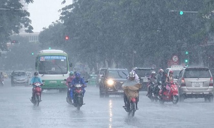 Tin mới thời tiết 16/4: Hà Nội mưa dông diện rộng, miền Bắc mưa đá và tố lốc nhiều nơi