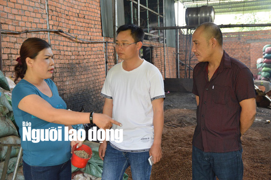 Vợ chồng bị nghi nhuộm tạp chất với than pin sản xuất cà phê nói gì? - Ảnh 2. Vợ chồng bị nghi nhuộm tạp chất với than pin sản xuất cà phê nói gì? - Ảnh 2.