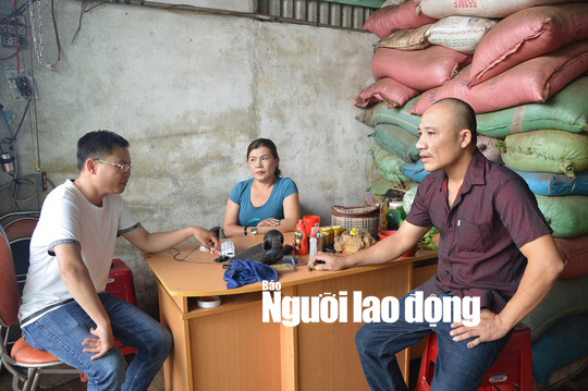 Vợ chồng bị nghi nhuộm tạp chất với than pin sản xuất cà phê nói gì? - Ảnh 1. Vợ chồng bị nghi nhuộm tạp chất với than pin sản xuất cà phê nói gì? - Ảnh 1.