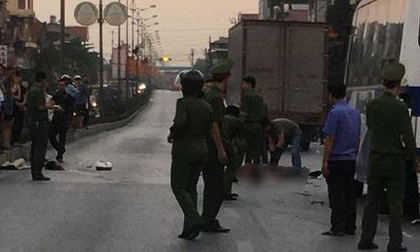 Người đàn ông đứt đầu sau va chạm liên hoàn với 2 ô tô