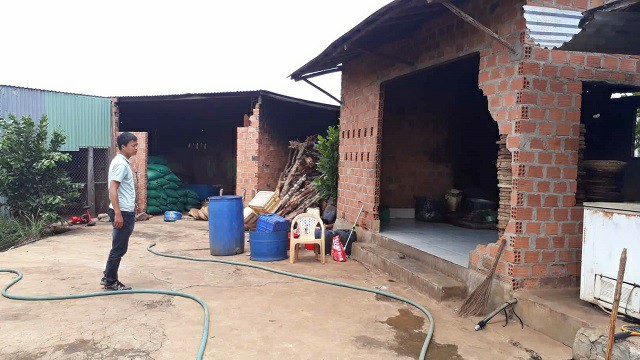 con nhay xuong ham cuu cha, ca hai cung chet ngat thuong tam hinh anh 1