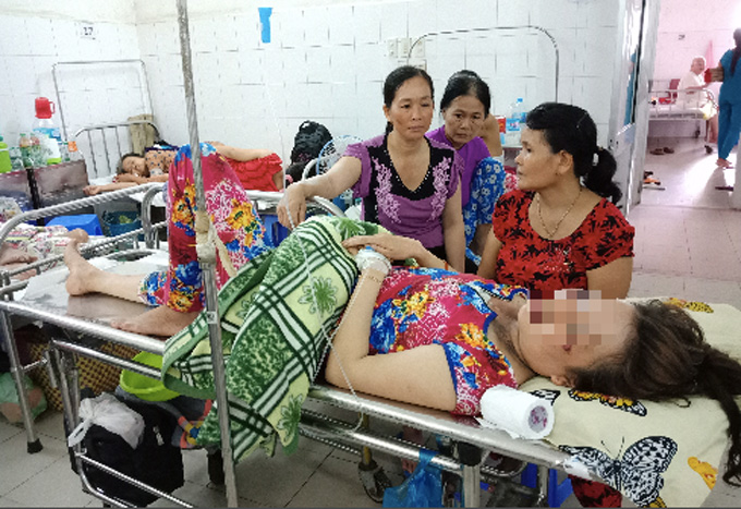 set danh chay day chuyen tren co, nguoi phu nu thoat chet hy huu hinh anh 1