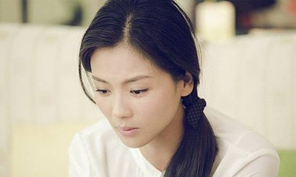 Trước mặt chồng mới, người vợ khóc hết nước mắt thương chồng cũ mất vì tai nạn và cái kết ấm áp