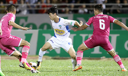 Hết lo về quê đi cày, Công Phượng - Xuân Trường ra sao ở V-League?