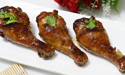 Đùi gà nướng mật ong vàng ruộm, thơm lừng