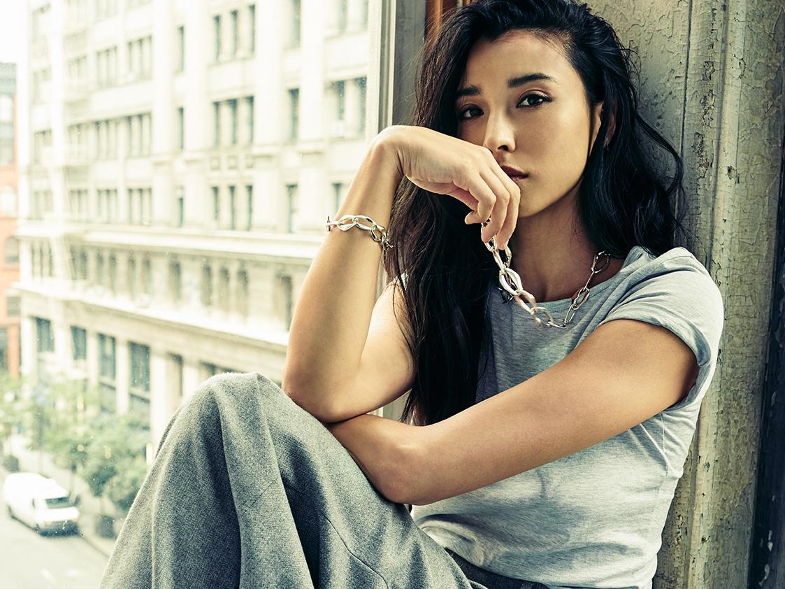 Không ngờ, đây mới là 4 kiểu phụ nữ khiến đàn ông nguyện một lòng một dạ cả đời ở bên ảnh 2