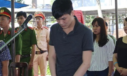 Tử hình nghịch tử sát hại mẹ ruột bằng dao chặt mía