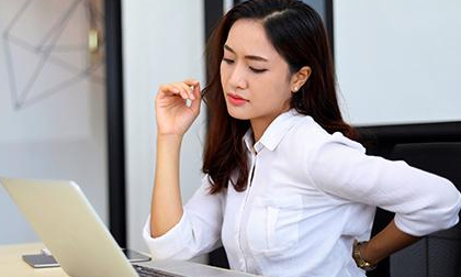 Cứ ngồi một chỗ làm việc suốt nhiều tiếng, bạn sẽ hối hận vì khiến mình mắc 'quá trời' bệnh