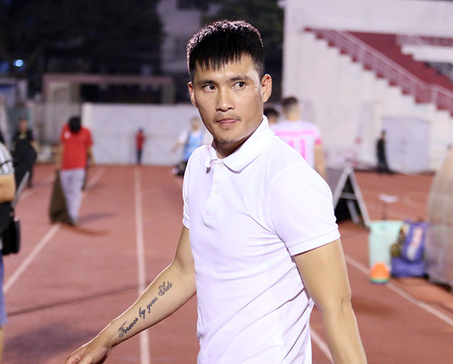 Công Vinh mở học viện CV9, ngôi sao bóng đá VN nào làm được như anh? - 1