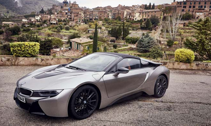 Chiêm ngưỡng xe điện mui trần 3,6 tỷ đồng của nhà BMW