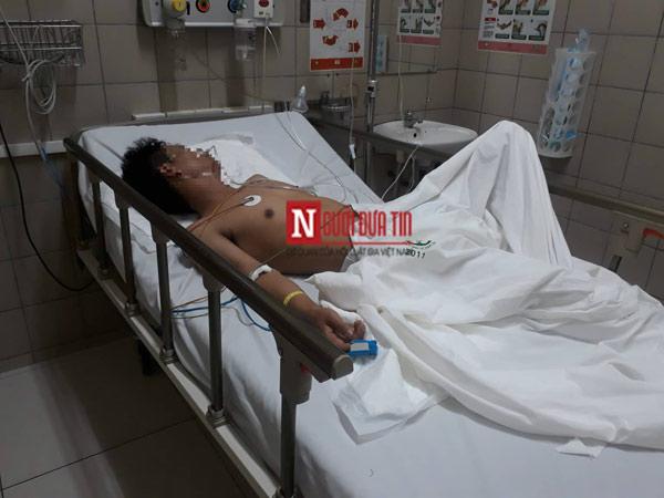 nghi an vo bo thuoc chuot vao chao dau doc chong va con rieng: 2 nan nhan dang nguy kich - 1