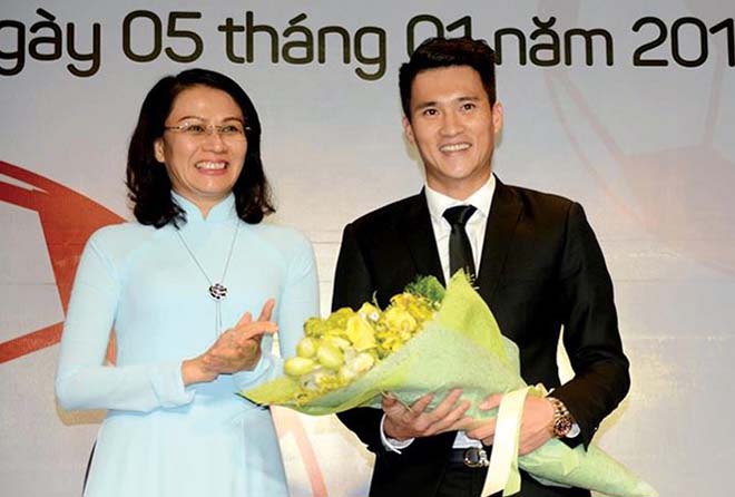Công Vinh và những 'mối tình' không trọn vẹn - 1