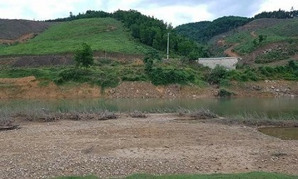 4 học sinh lớp 6 rủ nhau đi tắm, 1 em đuối nước thương tâm